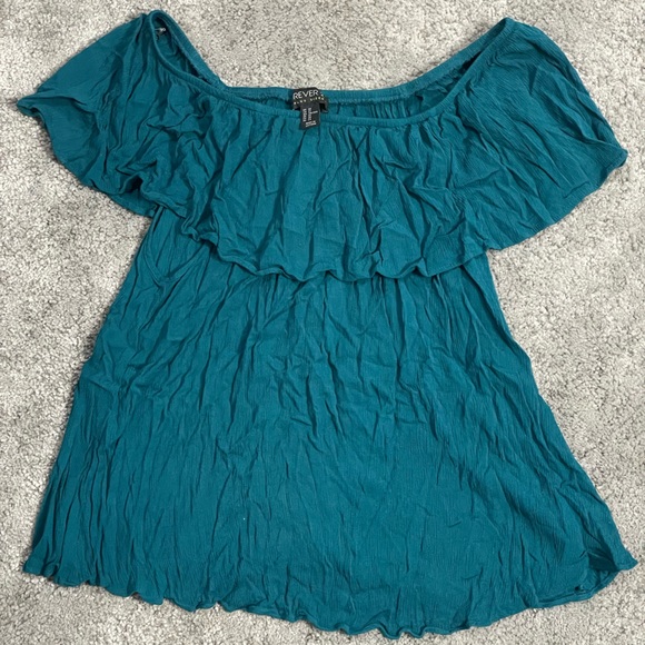 Forever 21 Off the Shoulder Blouse - Picture 2 of 2